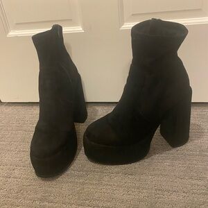 Steve Madden black booties 🖤✨💖